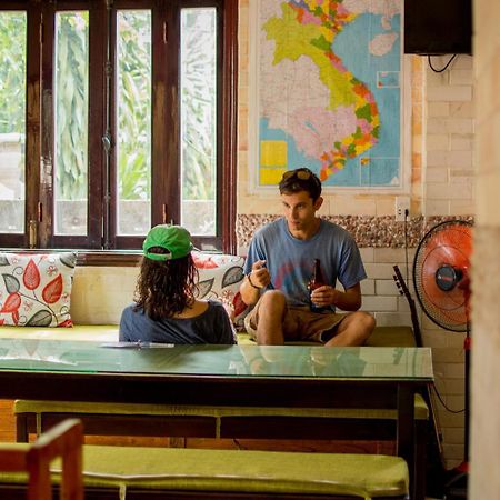 Dk'S Backpacker Hotel Хойан Экстерьер фото
