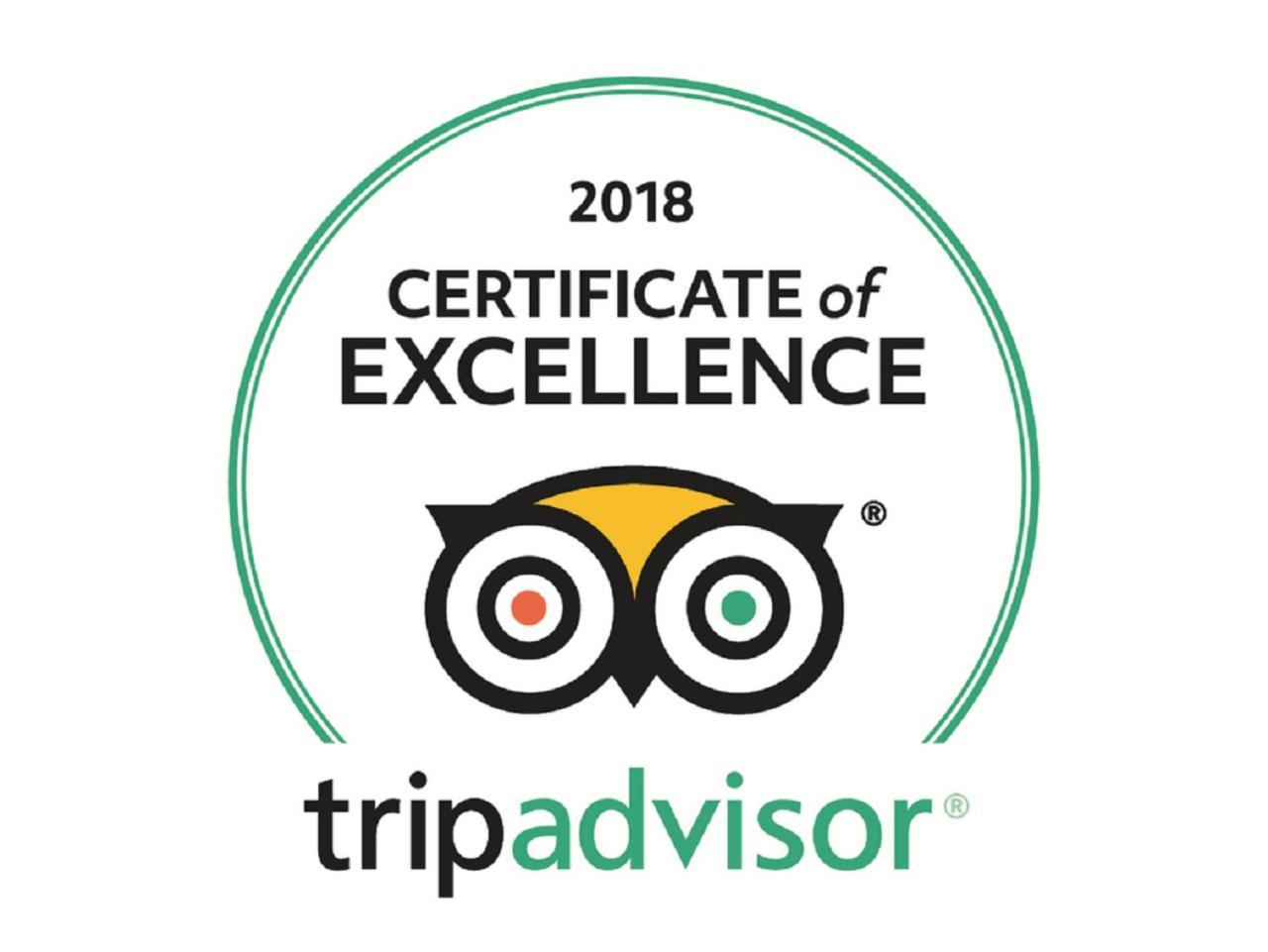 Dk'S Backpacker Hotel Хойан Экстерьер фото
